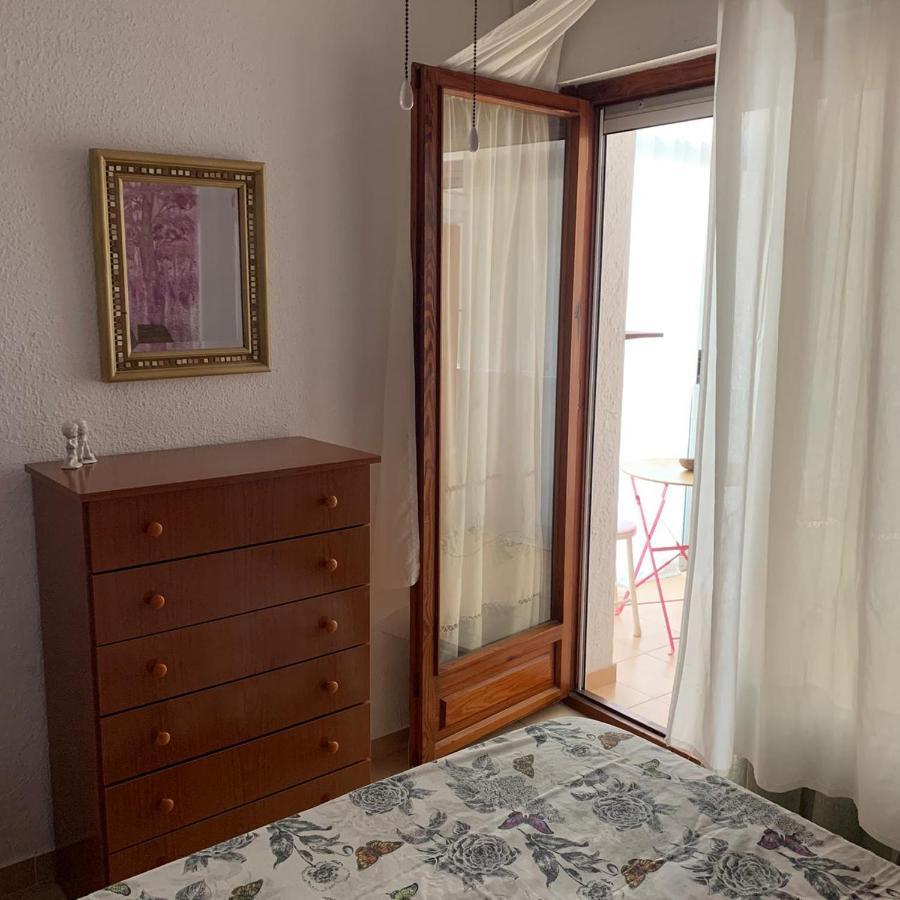 Apartamentos "Mariposa" ベニドルム エクステリア 写真