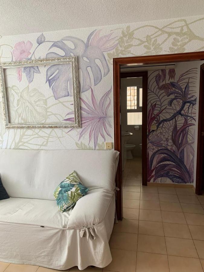 Apartamentos "Mariposa" ベニドルム エクステリア 写真