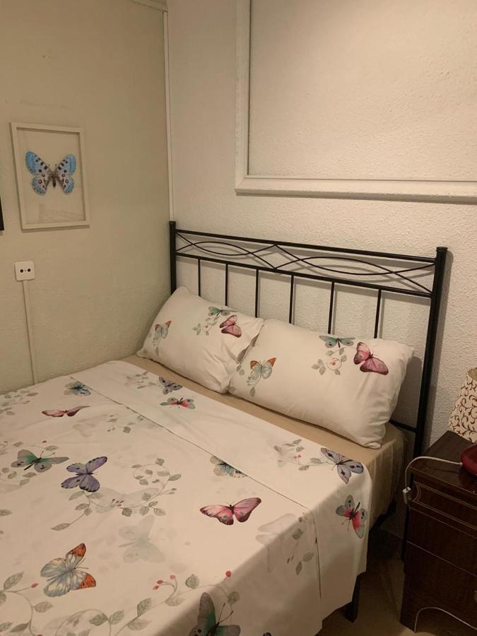 Apartamentos "Mariposa" ベニドルム エクステリア 写真