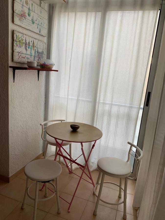 Apartamentos "Mariposa" ベニドルム エクステリア 写真