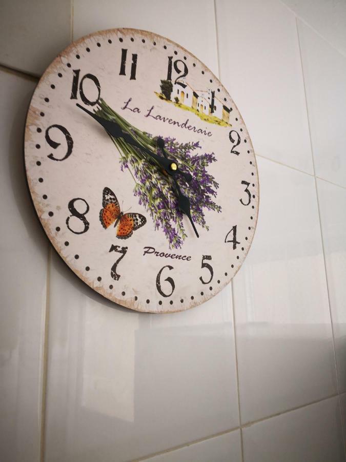 Apartamentos "Mariposa" ベニドルム エクステリア 写真